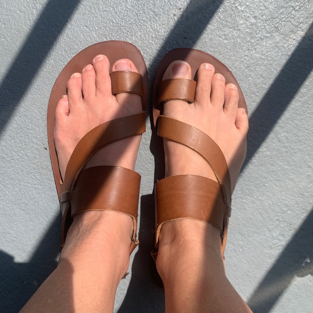 VivoBarefoot Sandals - READ LISTING!!